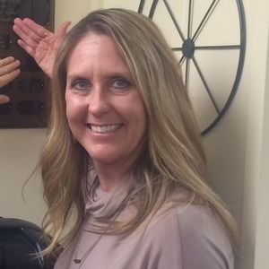 Meet your Posher, Renee