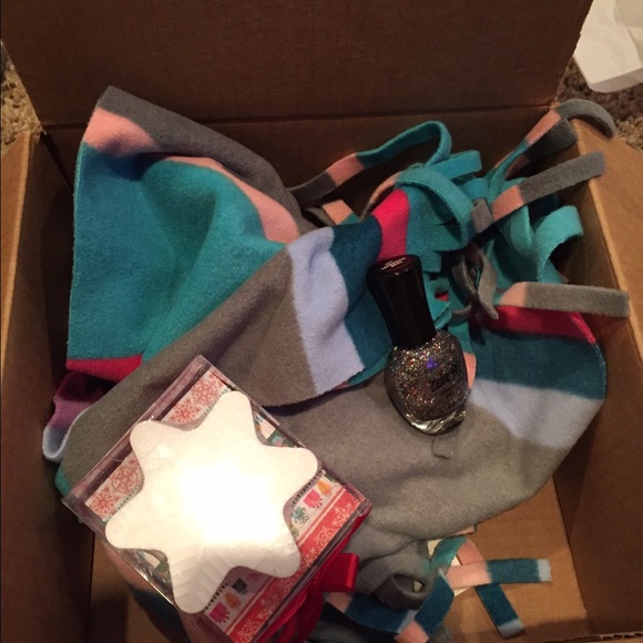 A small girly gift set