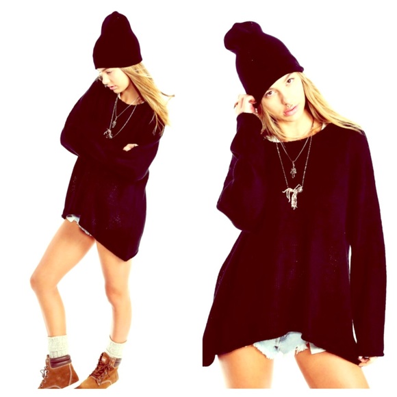 Wildfox Sweaters - WILDFOX Oversized Slouchy Loose Knit Sweater NWT