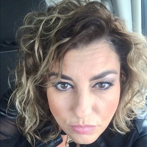 Meet your Posher, Francesca