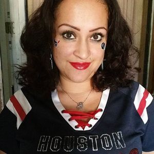 Meet your Posher, Daniela