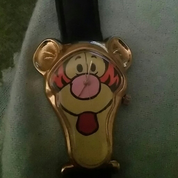 FINAL DROP!!VINTAGE TIGGER DISNEY WATCH AUTHENTIC
