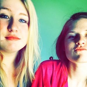 Meet your Posher, Kymbrlee