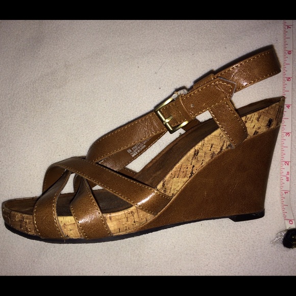 Aerosoles brown wedge sandals