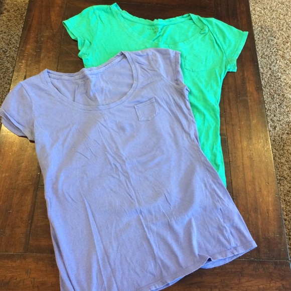 Comfy tees Bundle !!!!!!😎😎 - Picture 1 of 3