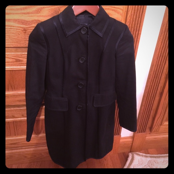 SOLD Black Banana Republic Trench Coat NWOT