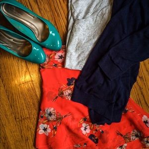 SALE Old Navy floral mini skirt