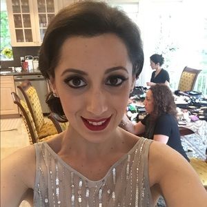 Meet your Posher, Alexandra