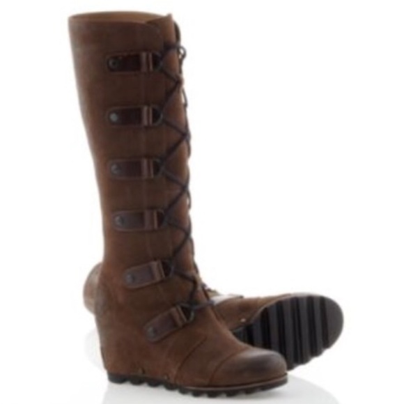 Sorel Joan of the Arctic tall boots size 8.5