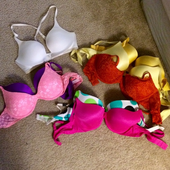 Like new VS bras
