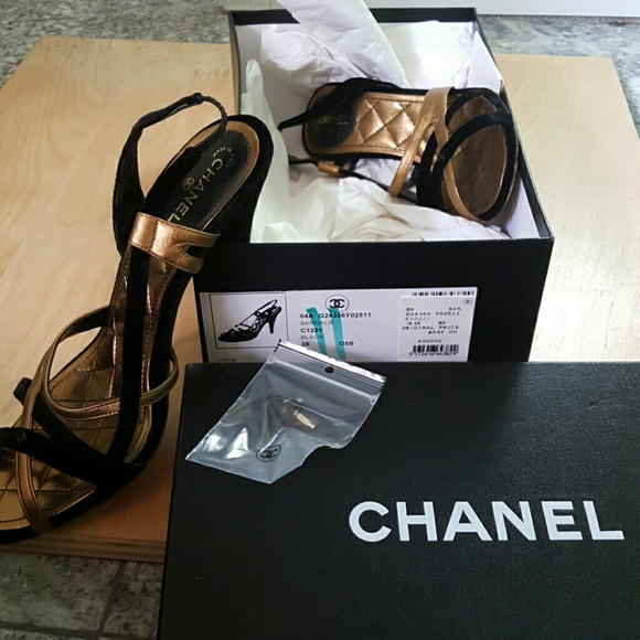 Authentic Chanel elegance - Picture 1 of 4