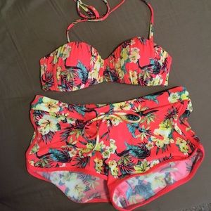 H&M bandeau bikini top with boy shorts - Size 4