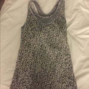 Grey flower pattern turbo tank