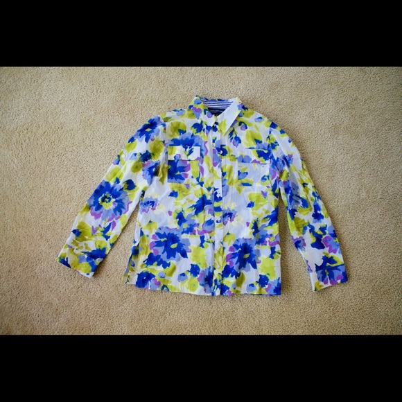 Jones New York Signature Floral Blouse - Picture 1 of 3