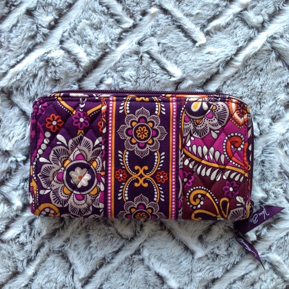 Vera Bradley Handbags - Vera Bradley Safari Sunset Wallet