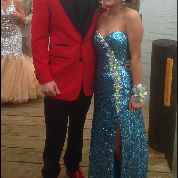 Prom Dress - Picture 3 of 3