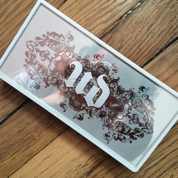 Urban Decay Anarchy Face Case