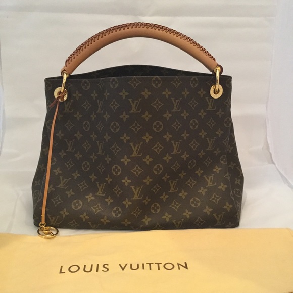 Authentic Louis Vuitton Artsy MM