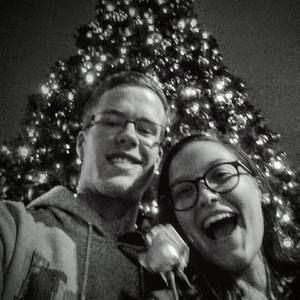 Meet your Posher, Emmi