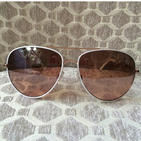 White Gold Aviator Sunglasses