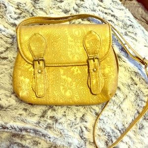 NWOT Urban Outfitters gold detailed cross body bag