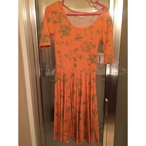 Nicole size XS Lularoe