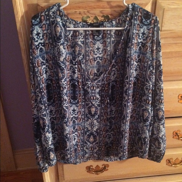 Forever 21 Printed Long Sleeve Shirt