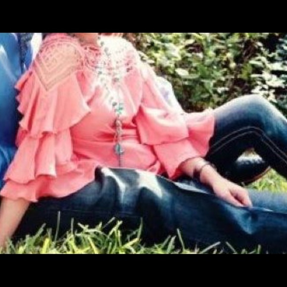 Popular cold shoulder top