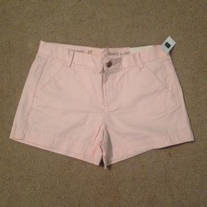 GAP Khaki shorts