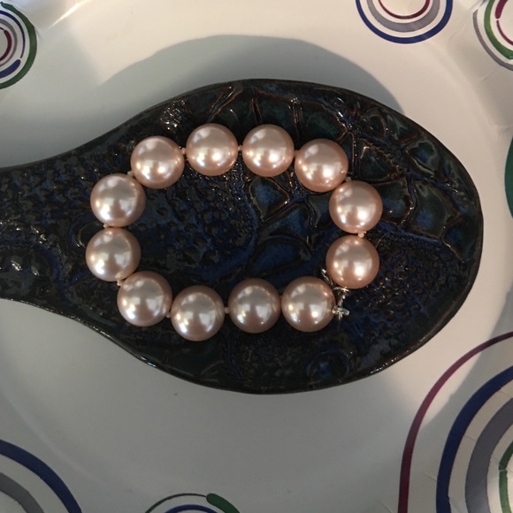 Blush Pearl Bracelet