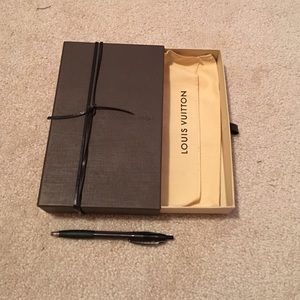 Louis Vuitton box