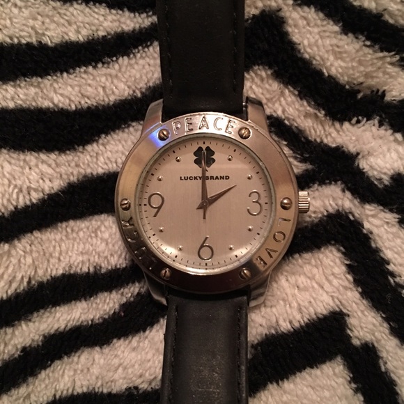 Watch - Picture 2 of 3