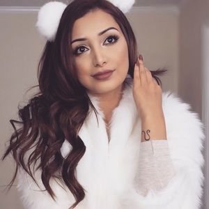 Meet your Posher, Steph