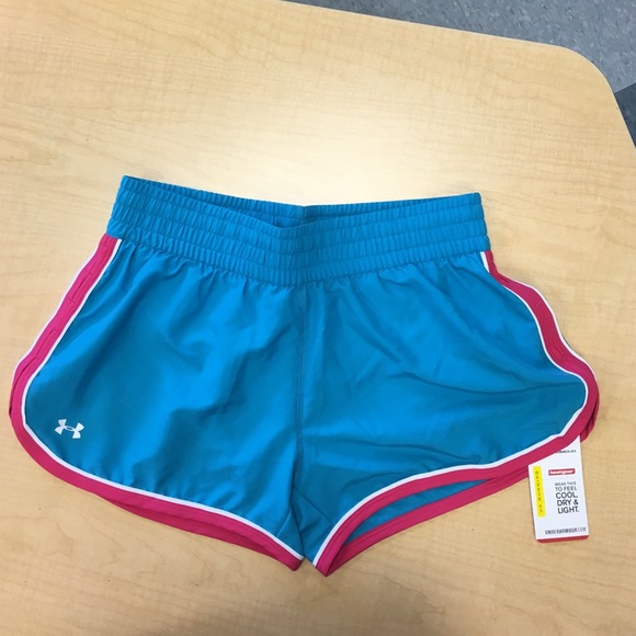 Under Armer running shorts