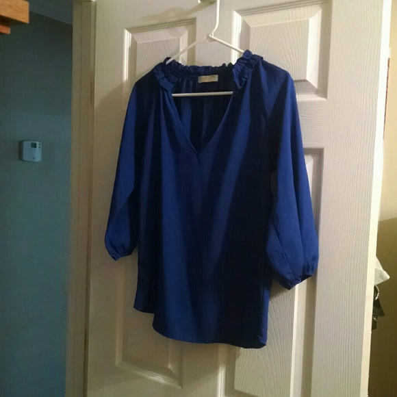 Plunging V Renee C blouse - Picture 1 of 4