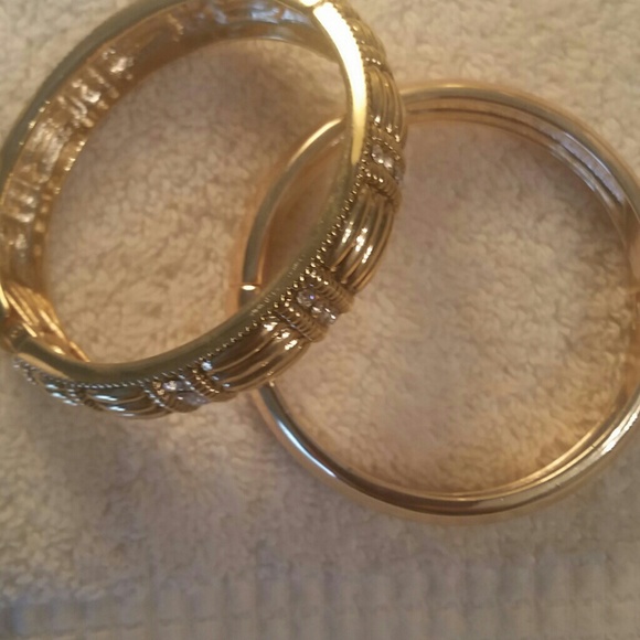 Bracelets - Picture 2 of 2