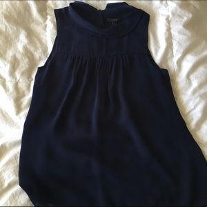 J crew sold navy top w/adorable neck line