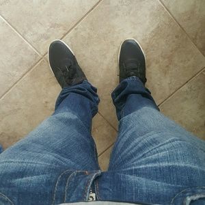 Meet your Posher, Christian