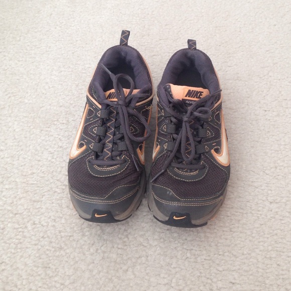 Nike Alvord 9