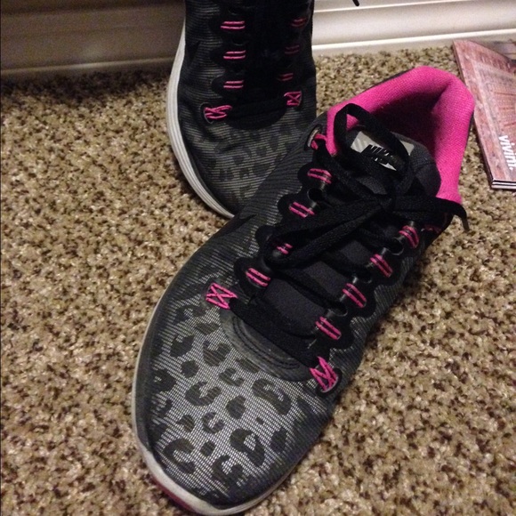 Nike Shoes - Pink and leopard ❤️ Nike lunar glide 5