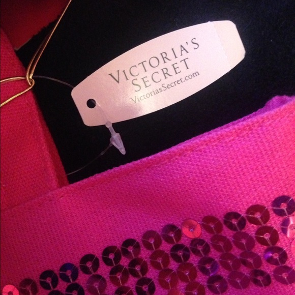 vs tote NWT - Picture 2 of 2