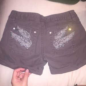 Miss Me cargo shorts ✨