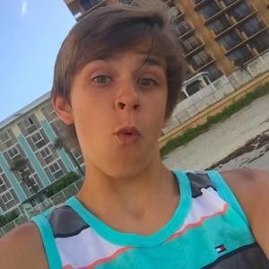 Meet your Posher, Mark