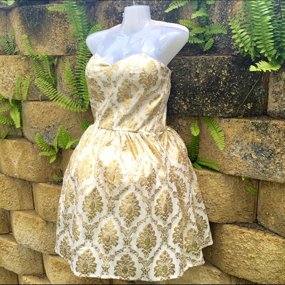 Reign My Way Dress - Picture 2 of 4