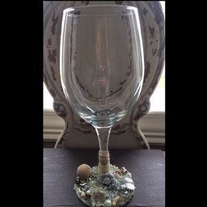 Decorated beach themed wine glass