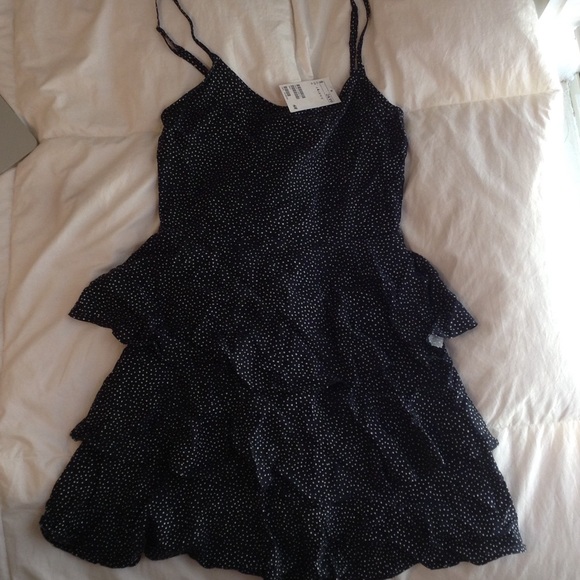 H&M Short Ruffled Dress