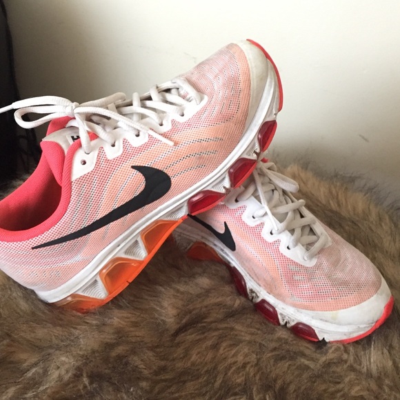 Women's Nike Tailwind