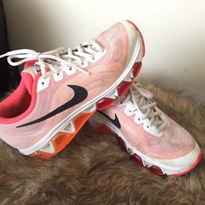 Women's Nike Tailwind