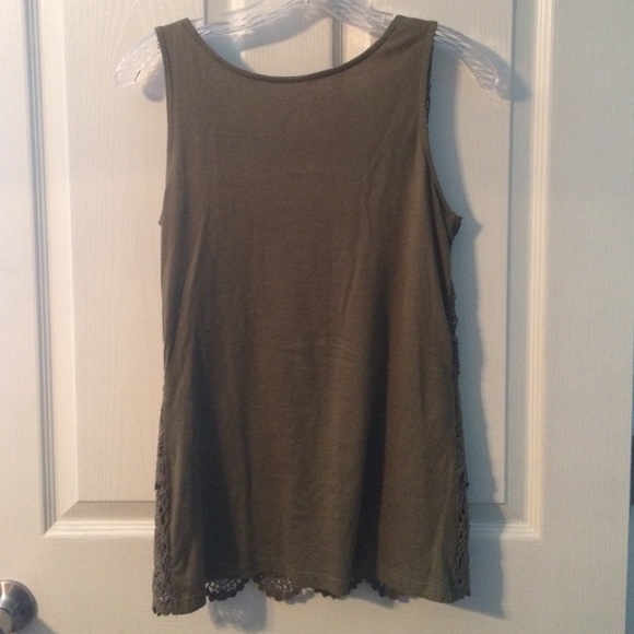 Apt 9 tank top - Picture 2 of 4