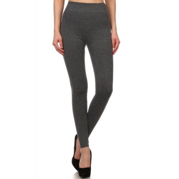 ❗️NOW AVAILABLE 📢The Infamous Leggings!❄️🍂❄️🍂🍁 - Picture 3 of 4